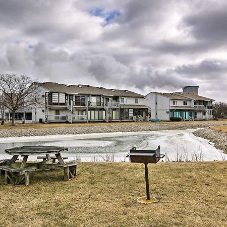 Condo With Balcony, Dock And Access To Lake Erie Sand Beach Extérieur photo