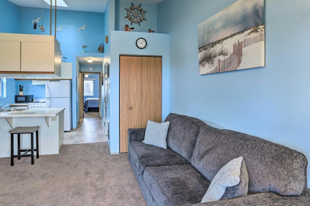 Condo With Balcony, Dock And Access To Lake Erie Sand Beach Extérieur photo