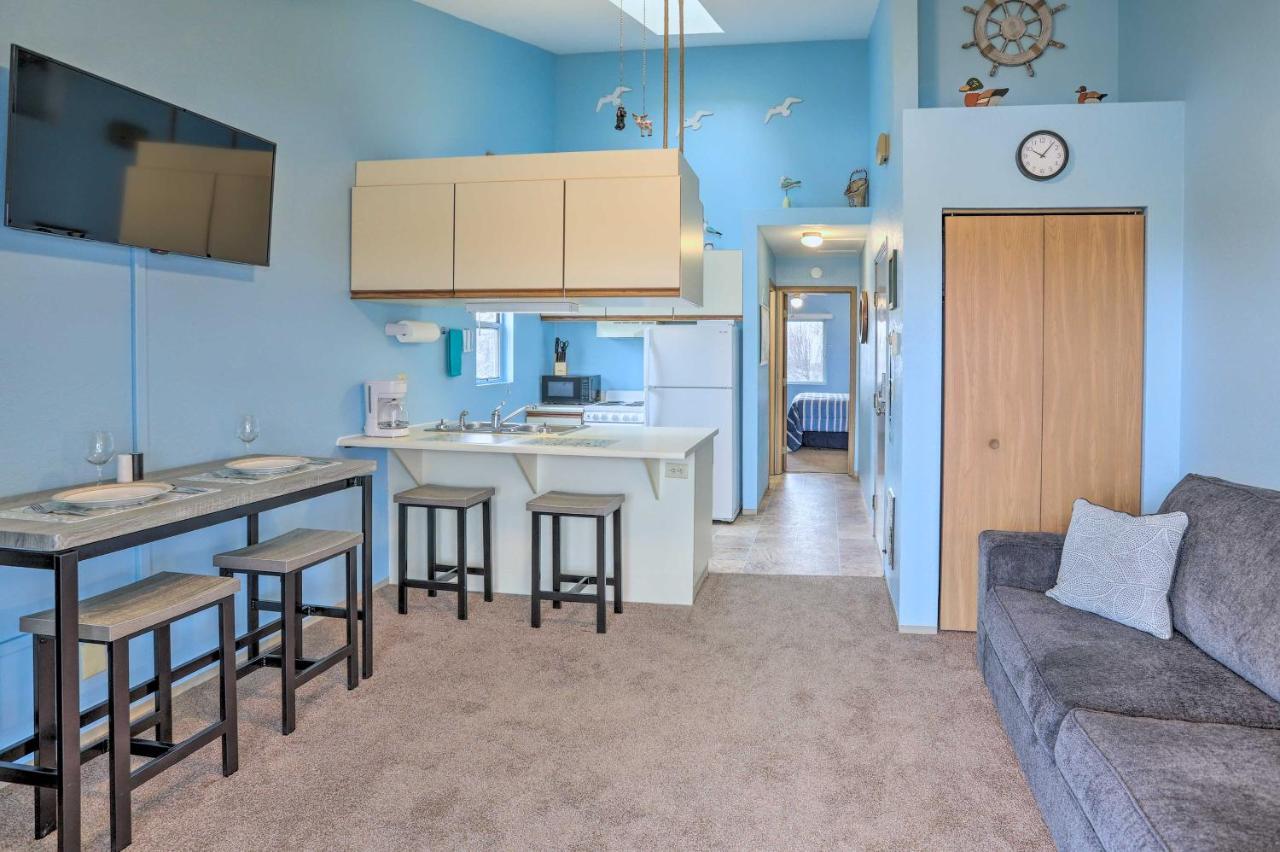 Condo With Balcony, Dock And Access To Lake Erie Sand Beach Extérieur photo